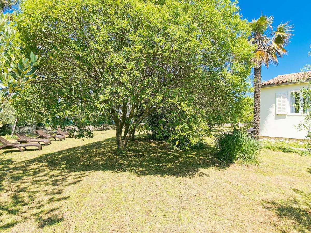 Holiday Home Nona By Interhome ウマグ エクステリア 写真